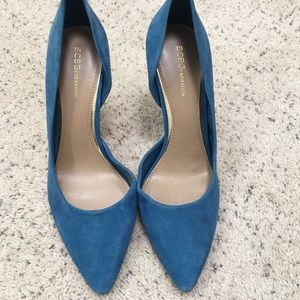 Blue BCBG pumps